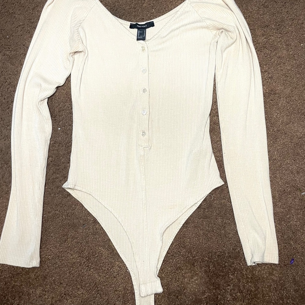 Button Down Nude BodySuit 🌟